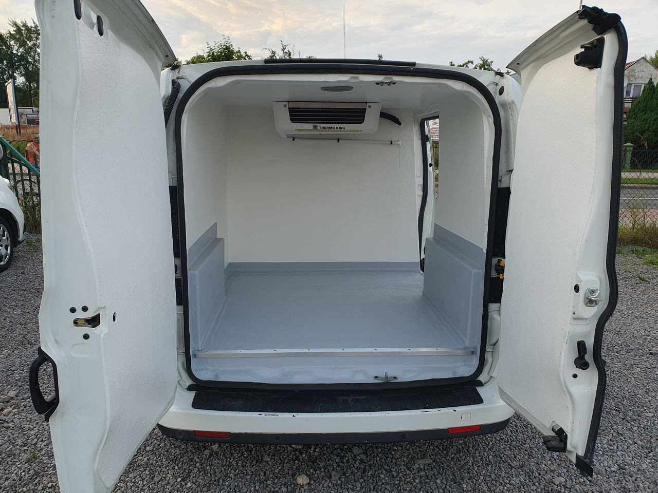 Utilitaire frigorifique FIAT DOBLO CHLODNIA THERMOKING KLIMA EURO6 [ Copy ]: photos 1