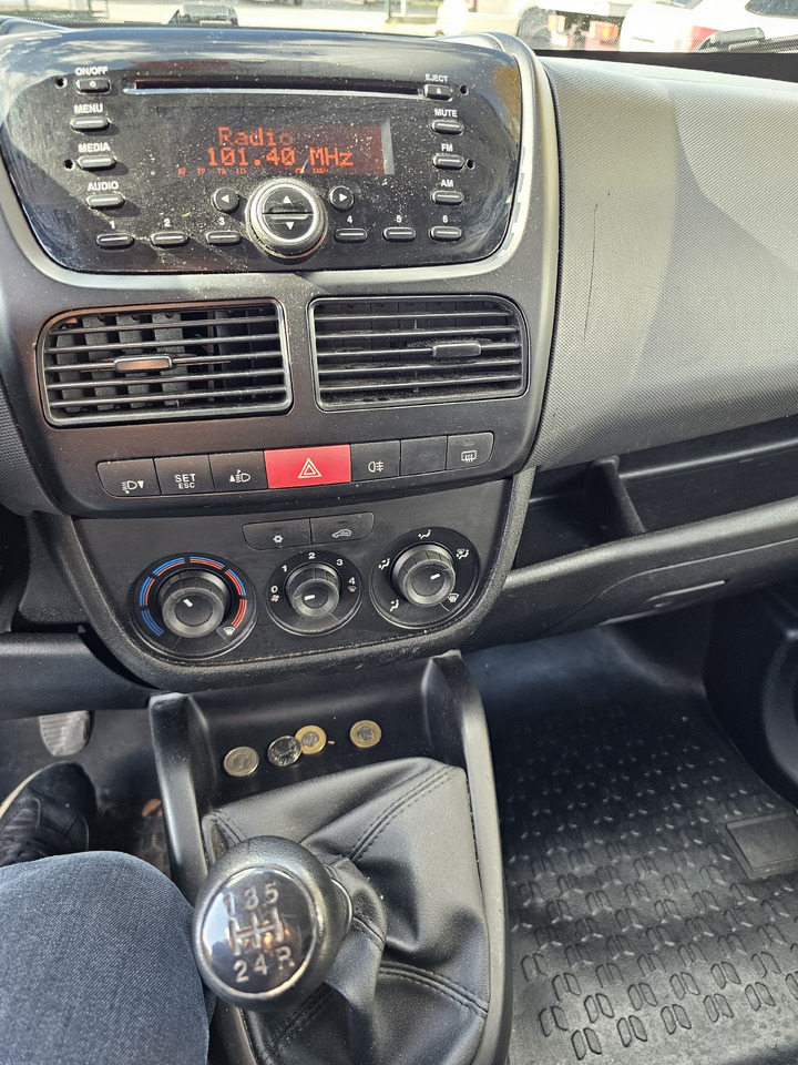 Utilitaire frigorifique Fiat Doblo chlodnia mroznia carrier +230v   - 18 C  euro5 [ Copy ] [ Copy ]: photos 15