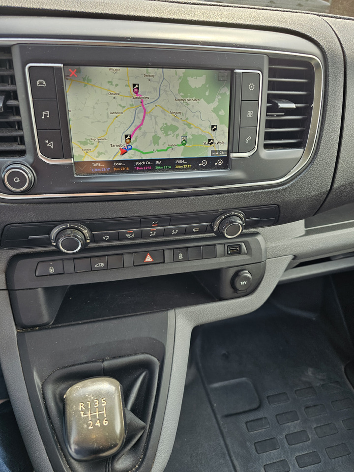 PEUGEOT Expert CHLODNIA CARRIER KLIMA EURO6 - Utilitaire frigorifique: photos 5 PEUGEOT Expert CHLODNIA CARRIER KLIMA EURO6 - Utilitaire frigorifique: photos 5