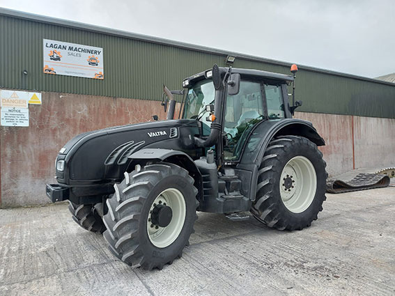 Valtra T132 Versu - Tracteur agricole: photos 1 Valtra T132 Versu - Tracteur agricole: photos 1