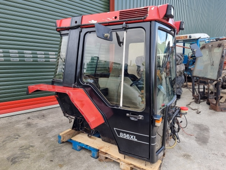 Case International 856xl, 956xl, 1056xl Complete Cab Xl, Cab N56 - Cabine: photos 3 Case International 856xl, 956xl, 1056xl Complete Cab Xl, Cab N56 - Cabine: photos 3