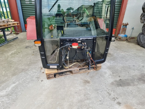 Case International 856xl, 956xl, 1056xl Complete Cab Xl, Cab N56 - Cabine: photos 5 Case International 856xl, 956xl, 1056xl Complete Cab Xl, Cab N56 - Cabine: photos 5