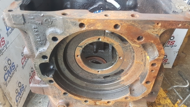 Case Mx And Mxc Rear Axle Housing 220169a1 - Essieu arrière pour Tracteur agricole: photos 3 Case Mx And Mxc Rear Axle Housing 220169a1 - Essieu arrière pour Tracteur agricole: photos 3