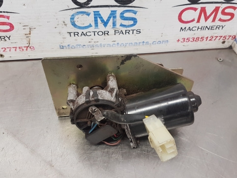 Case Mxm190, 140, 130 New Holland Tm120, 140 Front Wiper Motor 82016930 - Essuie-glace: photos 1 Case Mxm190, 140, 130 New Holland Tm120, 140 Front Wiper Motor 82016930 - Essuie-glace: photos 1