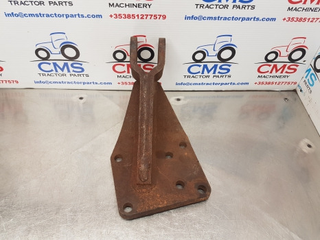 Case Mxm190, T7, T7000, Stabiliser Bracket Lhs 47127307, 84517768 - Suspension: photos 2 Case Mxm190, T7, T7000, Stabiliser Bracket Lhs 47127307, 84517768 - Suspension: photos 2