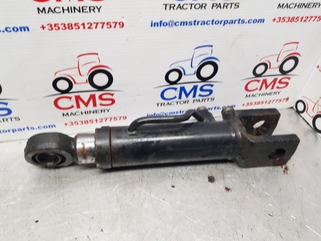 Case New Holland T7.200 Front Axle Suspension Cylinder 87316820, 87664861 - Suspension pour Tracteur agricole: photos 1 Case New Holland T7.200 Front Axle Suspension Cylinder 87316820, 87664861 - Suspension pour Tracteur agricole: photos 1