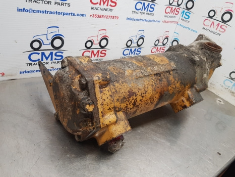 Caterpillar 966g Ii, 972k D6t D6r Engine Oil Cooler 1873523, 10r3644, 1847300 - Radiateur: photos 4 Caterpillar 966g Ii, 972k D6t D6r Engine Oil Cooler 1873523, 10r3644, 1847300 - Radiateur: photos 4