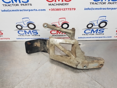 Claas Arion 530, 500, Cmatic,hexashift Alternator Support 0022356030, 0021608072 - Alternateur pour Tracteur agricole: photos 3 Claas Arion 530, 500, Cmatic,hexashift Alternator Support 0022356030, 0021608072 - Alternateur pour Tracteur agricole: photos 3