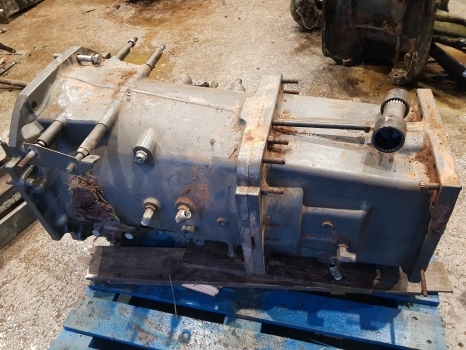 Boîte de vitesse pour Tracteur agricole Claas Arion 640 A36 Hexashift Transmission Complete 0011313610, 0011313611: photos 9
