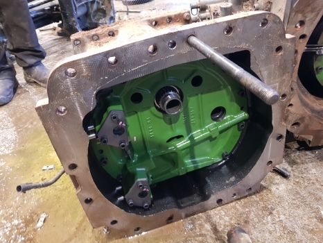 Boîte de vitesse pour Tracteur agricole Claas Arion 640 A36 Hexashift Transmission Complete 0011313610, 0011313611: photos 6