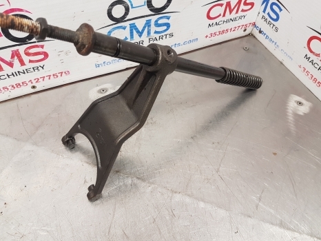 Claas Axos 340 Cx, Celtis, Ergos, Ceres Differential Fork 7700692774 - Différentiel pour Tracteur agricole: photos 5 Claas Axos 340 Cx, Celtis, Ergos, Ceres Differential Fork 7700692774 - Différentiel pour Tracteur agricole: photos 5