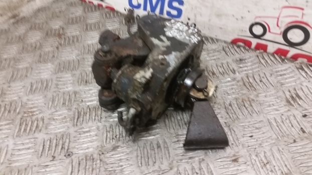 Deutz Agrotron 150 Mk3 Brake Actuator Slave Cylinder 044236310 - Cylindre de frein pour Tracteur agricole: photos 4 Deutz Agrotron 150 Mk3 Brake Actuator Slave Cylinder 044236310 - Cylindre de frein pour Tracteur agricole: photos 4