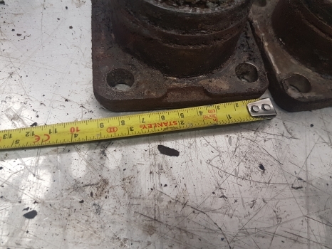 Deutz Agrotron, Same, Lamborgini 150 Front Axle King Pin Set 04415111, Apl2045 - Essieu avant pour Tracteur agricole: photos 4 Deutz Agrotron, Same, Lamborgini 150 Front Axle King Pin Set 04415111, Apl2045 - Essieu avant pour Tracteur agricole: photos 4