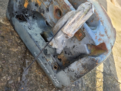 Deutz Agrotron Series 135 Front Weight Carrier 1000 Kg 04425559, 0.012.9556.3, - Contrepoids: photos 4 Deutz Agrotron Series 135 Front Weight Carrier 1000 Kg 04425559, 0.012.9556.3, - Contrepoids: photos 4