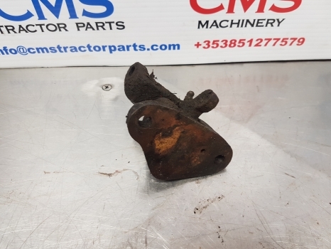 Deutz Dxbis110, Dx120, Dx90 Differential Support Lever 02383832, 02383836 - Essieu arrière pour Tracteur agricole: photos 4 Deutz Dxbis110, Dx120, Dx90 Differential Support Lever 02383832, 02383836 - Essieu arrière pour Tracteur agricole: photos 4