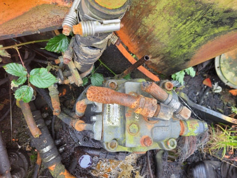 Doosan Dx140lcr Swing Motor 170303-00003a, 170301-00008, 170301-00009 - Hydraulique: photos 4 Doosan Dx140lcr Swing Motor 170303-00003a, 170301-00008, 170301-00009 - Hydraulique: photos 4