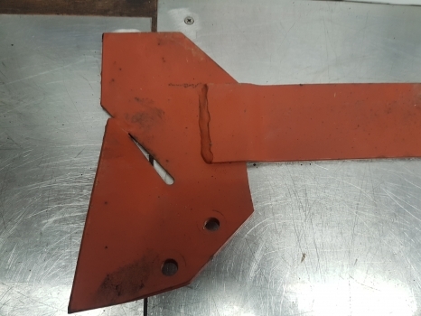 Fiat 115-90, 140-90, 130-90, 160-90, 180-90 Fuel Tank Support 82992886, 82992887 - Réservoir de carburant pour Machine agricole: photos 2 Fiat 115-90, 140-90, 130-90, 160-90, 180-90 Fuel Tank Support 82992886, 82992887 - Réservoir de carburant pour Machine agricole: photos 2