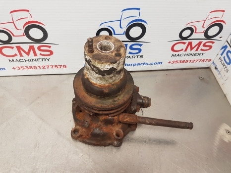 Fiat 1180, 1280, 1380, 1180dt, 666, 540 Water Pump Parts Only 4679242 - Pompe à liquide de refroidissement pour Tracteur agricole: photos 1 Fiat 1180, 1280, 1380, 1180dt, 666, 540 Water Pump Parts Only 4679242 - Pompe à liquide de refroidissement pour Tracteur agricole: photos 1