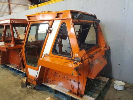 Fiat 1180, 1380, 1580, 1880 Wide Super Comfort Cab Cs3, N22 - Cabine: photos 3 Fiat 1180, 1380, 1580, 1880 Wide Super Comfort Cab Cs3, N22 - Cabine: photos 3