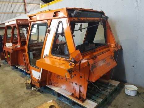 Fiat 1180, 1380, 1580, 1880 Wide Super Comfort Cab Cs3, N22 - Cabine: photos 4 Fiat 1180, 1380, 1580, 1880 Wide Super Comfort Cab Cs3, N22 - Cabine: photos 4