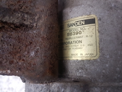 Fiat 130-90, 140-90 Air Conditioning Compressor Sanden S8390 - Compresseur de climatisation pour Tracteur agricole: photos 4 Fiat 130-90, 140-90 Air Conditioning Compressor Sanden S8390 - Compresseur de climatisation pour Tracteur agricole: photos 4