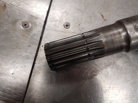 Fiat F140dt, Fiat120dt, Fiat130dt Front Axle Drive Shaft Lhs 5154038 - Demi arbre pour Tracteur agricole: photos 2 Fiat F140dt, Fiat120dt, Fiat130dt Front Axle Drive Shaft Lhs 5154038 - Demi arbre pour Tracteur agricole: photos 2