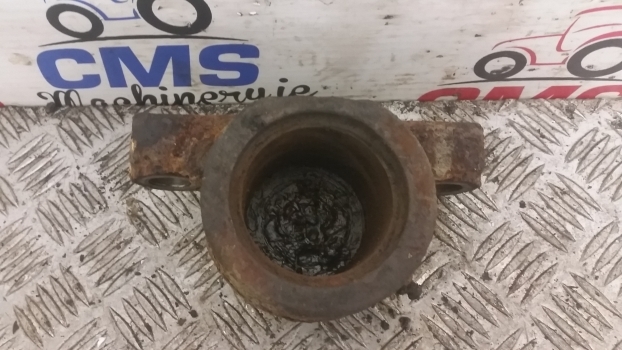 Fiat Ford New Holland 30, 60, M, F, Tm, Tm7000, F130 Front Axle Support 5148528 - Essieu avant pour Tracteur agricole: photos 2 Fiat Ford New Holland 30, 60, M, F, Tm, Tm7000, F130 Front Axle Support 5148528 - Essieu avant pour Tracteur agricole: photos 2
