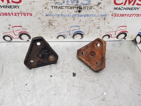 Ford 10 Ser 7810 Carraro Front Axle King Pin Pair Top, Bottom Car115729, 115729 - Essieu avant pour Tracteur agricole: photos 2 Ford 10 Ser 7810 Carraro Front Axle King Pin Pair Top, Bottom Car115729, 115729 - Essieu avant pour Tracteur agricole: photos 2