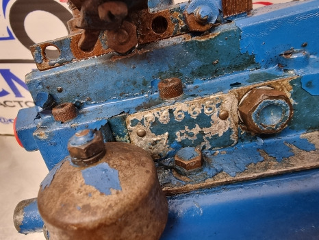 Ford 2000, 2600, 2610, 2910, 3000, 3610 Fuel Injection Pump , P4665, C5ne9c567b - Injecteur: photos 5 Ford 2000, 2600, 2610, 2910, 3000, 3610 Fuel Injection Pump , P4665, C5ne9c567b - Injecteur: photos 5