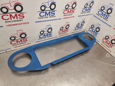 Ford 4610, 10 Series, Lp Cab Fan Blower Support, Cover E3nn18a295aa, 83944215 - Cabine et intérieur: photos 2 Ford 4610, 10 Series, Lp Cab Fan Blower Support, Cover E3nn18a295aa, 83944215 - Cabine et intérieur: photos 2