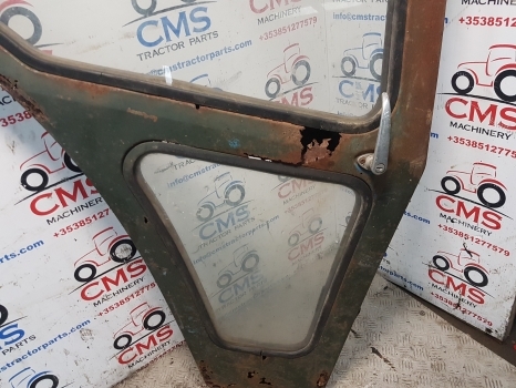 Ford 7600, 7710, 6600 Tw10, Tw10 Q Cab Door Right Assembly Rusty D8nn9420124bc - Portière et pièces pour Tracteur agricole: photos 3 Ford 7600, 7710, 6600 Tw10, Tw10 Q Cab Door Right Assembly Rusty D8nn9420124bc - Portière et pièces pour Tracteur agricole: photos 3