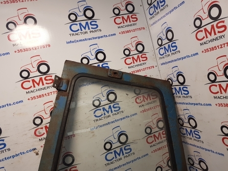 Ford 7600, 7710, 6600 Tw10, Tw20 Q Cab Door Right Assembly Rusty D8nn9420124bc - Portière et pièces pour Tracteur agricole: photos 4 Ford 7600, 7710, 6600 Tw10, Tw20 Q Cab Door Right Assembly Rusty D8nn9420124bc - Portière et pièces pour Tracteur agricole: photos 4