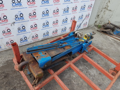 Ford 7610, 6610, 7710, 10 Series, Pick Up Hitch Complete Edpne967b - Frame/ Châssis: photos 2 Ford 7610, 6610, 7710, 10 Series, Pick Up Hitch Complete Edpne967b - Frame/ Châssis: photos 2