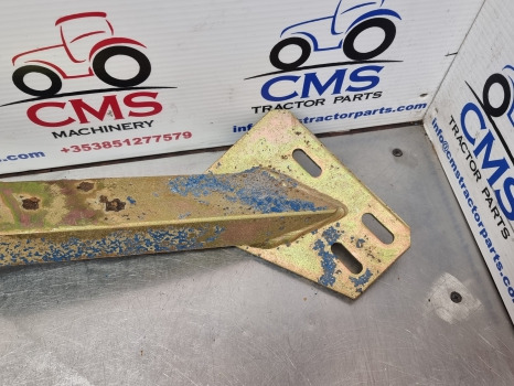 Ford 7610, 7710, 7810, 8830, 8730 Foot Step Lhs Bracket Only E4nn9420041ab - Marchepied: photos 3 Ford 7610, 7710, 7810, 8830, 8730 Foot Step Lhs Bracket Only E4nn9420041ab - Marchepied: photos 3
