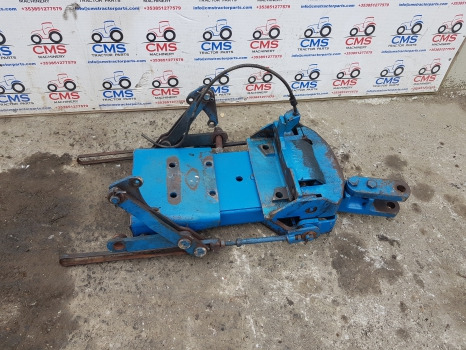 Ford 7740, 40 Series, Pick Up Hitch Complete E9nne936ab12b, 81875162 - Frame/ Châssis: photos 1 Ford 7740, 40 Series, Pick Up Hitch Complete E9nne936ab12b, 81875162 - Frame/ Châssis: photos 1