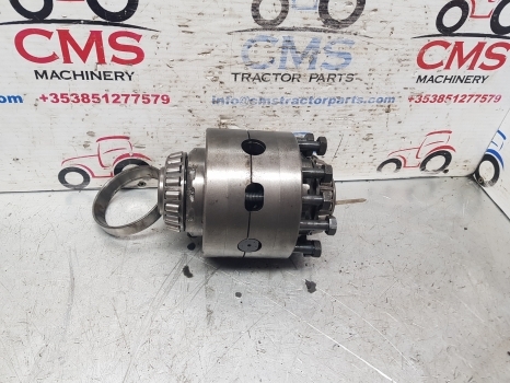 Ford 7840, 10, 40, Lb, Tlb Front Axle Differential Box Assy 9968055, 85827068 - Différentiel pour Machine agricole: photos 1 Ford 7840, 10, 40, Lb, Tlb Front Axle Differential Box Assy 9968055, 85827068 - Différentiel pour Machine agricole: photos 1