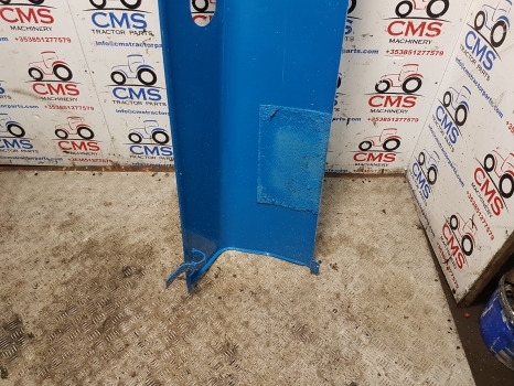 Ford 7840, 8240, 8340 Bonnet Hood Panel Lhs 81872176, E9nn16619ef - Capot pour Tracteur agricole: photos 5 Ford 7840, 8240, 8340 Bonnet Hood Panel Lhs 81872176, E9nn16619ef - Capot pour Tracteur agricole: photos 5