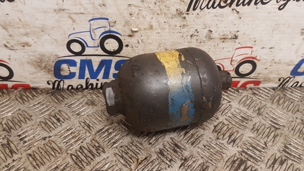 Ford Fiat 8340, 40, 60, M Series Oil Accumulator F0nn7h022ba12b, 5173023 - Hydraulique pour Tracteur agricole: photos 1 Ford Fiat 8340, 40, 60, M Series Oil Accumulator F0nn7h022ba12b, 5173023 - Hydraulique pour Tracteur agricole: photos 1