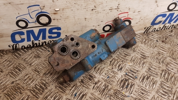 Ford, New Holland 8340, Ts Trailer Brake Valve Distributor 81874969, 1535108113 - Valve de frein pour Tracteur agricole: photos 4 Ford, New Holland 8340, Ts Trailer Brake Valve Distributor 81874969, 1535108113 - Valve de frein pour Tracteur agricole: photos 4