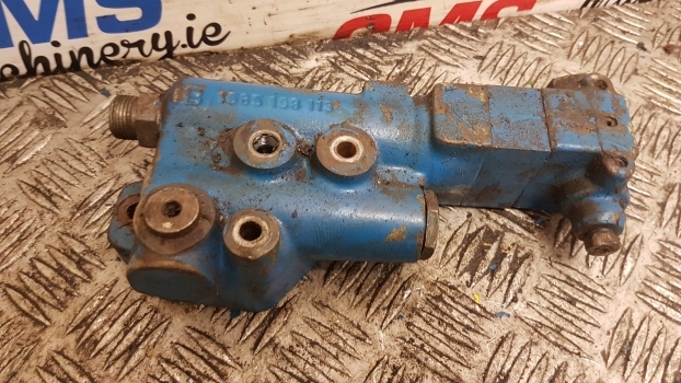 Ford, New Holland 8340, Ts Trailer Brake Valve Distributor 81874969, 1535108113 - Valve de frein pour Tracteur agricole: photos 2 Ford, New Holland 8340, Ts Trailer Brake Valve Distributor 81874969, 1535108113 - Valve de frein pour Tracteur agricole: photos 2