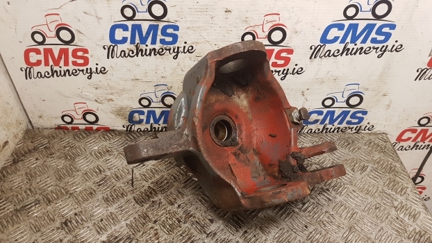 Ford New Holland Fiat 8160 Front Steering Knuckle Spindle Lhs 5171554, 5171533 - Fusée d'essieu pour Tracteur agricole: photos 4 Ford New Holland Fiat 8160 Front Steering Knuckle Spindle Lhs 5171554, 5171533 - Fusée d'essieu pour Tracteur agricole: photos 4