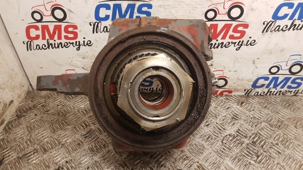 Ford New Holland Fiat 8160 Front Steering Knuckle Spindle Lhs 5171554, 5171533 - Fusée d'essieu pour Tracteur agricole: photos 2 Ford New Holland Fiat 8160 Front Steering Knuckle Spindle Lhs 5171554, 5171533 - Fusée d'essieu pour Tracteur agricole: photos 2