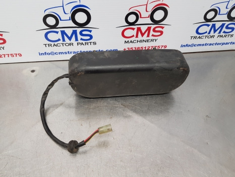 Ford New Holland Fiat Case 40, Tm, Ts, 60, M, Mxm Rear Wiper Motor 82009353 - Essuie-glace: photos 4 Ford New Holland Fiat Case 40, Tm, Ts, 60, M, Mxm Rear Wiper Motor 82009353 - Essuie-glace: photos 4