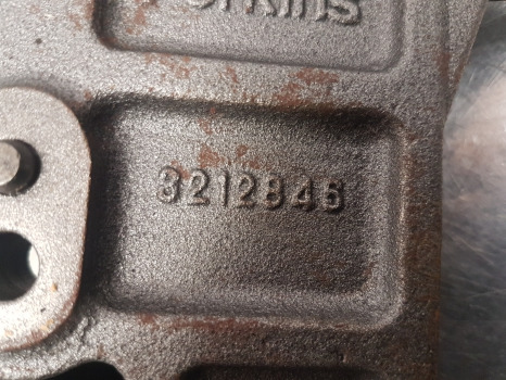 Hyundai Robex R140lc-9a, R160lc-9a Alternator Bracket Zuac-00508 - Alternateur pour Machine agricole: photos 5 Hyundai Robex R140lc-9a, R160lc-9a Alternator Bracket Zuac-00508 - Alternateur pour Machine agricole: photos 5
