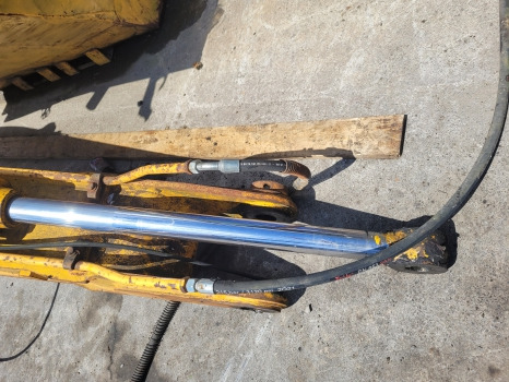 Jcb Js130, Js140, Jz140 Dipper Cylinder Ram 298/6718, 331/41475 - Vérin hydraulique pour Pelle: photos 2 Jcb Js130, Js140, Jz140 Dipper Cylinder Ram 298/6718, 331/41475 - Vérin hydraulique pour Pelle: photos 2