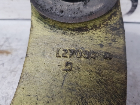 John Deere 1830, 1930, 2030, 1130, 3020, 3030, 3130 Steering Arm L27094, 510072 - Commande de gouvernail pour Tracteur agricole: photos 2 John Deere 1830, 1930, 2030, 1130, 3020, 3030, 3130 Steering Arm L27094, 510072 - Commande de gouvernail pour Tracteur agricole: photos 2
