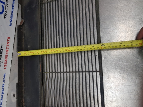 John Deere 3050, 3150, 3350, 2955, 3255, Engine Side Grille Lh L63528 - Calandre: photos 4 John Deere 3050, 3150, 3350, 2955, 3255, Engine Side Grille Lh L63528 - Calandre: photos 4