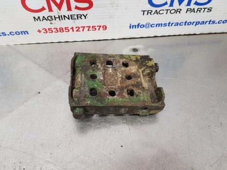 John Deere 3050, 3350, 3650, 3155, Fuel Filter Head Re28534 - Filtre à carburant: photos 2 John Deere 3050, 3350, 3650, 3155, Fuel Filter Head Re28534 - Filtre à carburant: photos 2