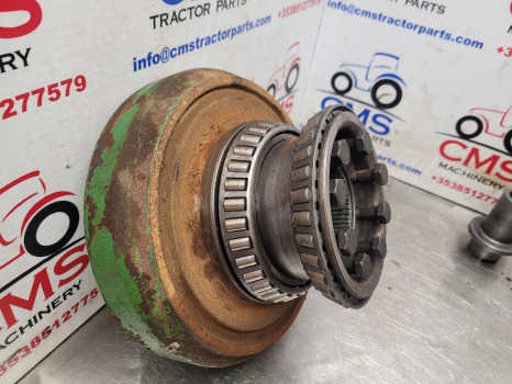 John Deere 3800 Zf Mt3035 Hub Carrier 4475.435.076, 4475.335.076, Z77315 - Essieu arrière: photos 2 John Deere 3800 Zf Mt3035 Hub Carrier 4475.435.076, 4475.335.076, Z77315 - Essieu arrière: photos 2