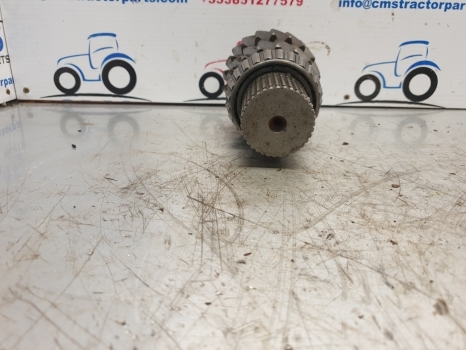 John Deere 6000 Series 6300,6400,se6400 Pto Counter Shaft And Gear L78944 R95141 - Transmission pour Tracteur agricole: photos 5 John Deere 6000 Series 6300,6400,se6400 Pto Counter Shaft And Gear L78944 R95141 - Transmission pour Tracteur agricole: photos 5